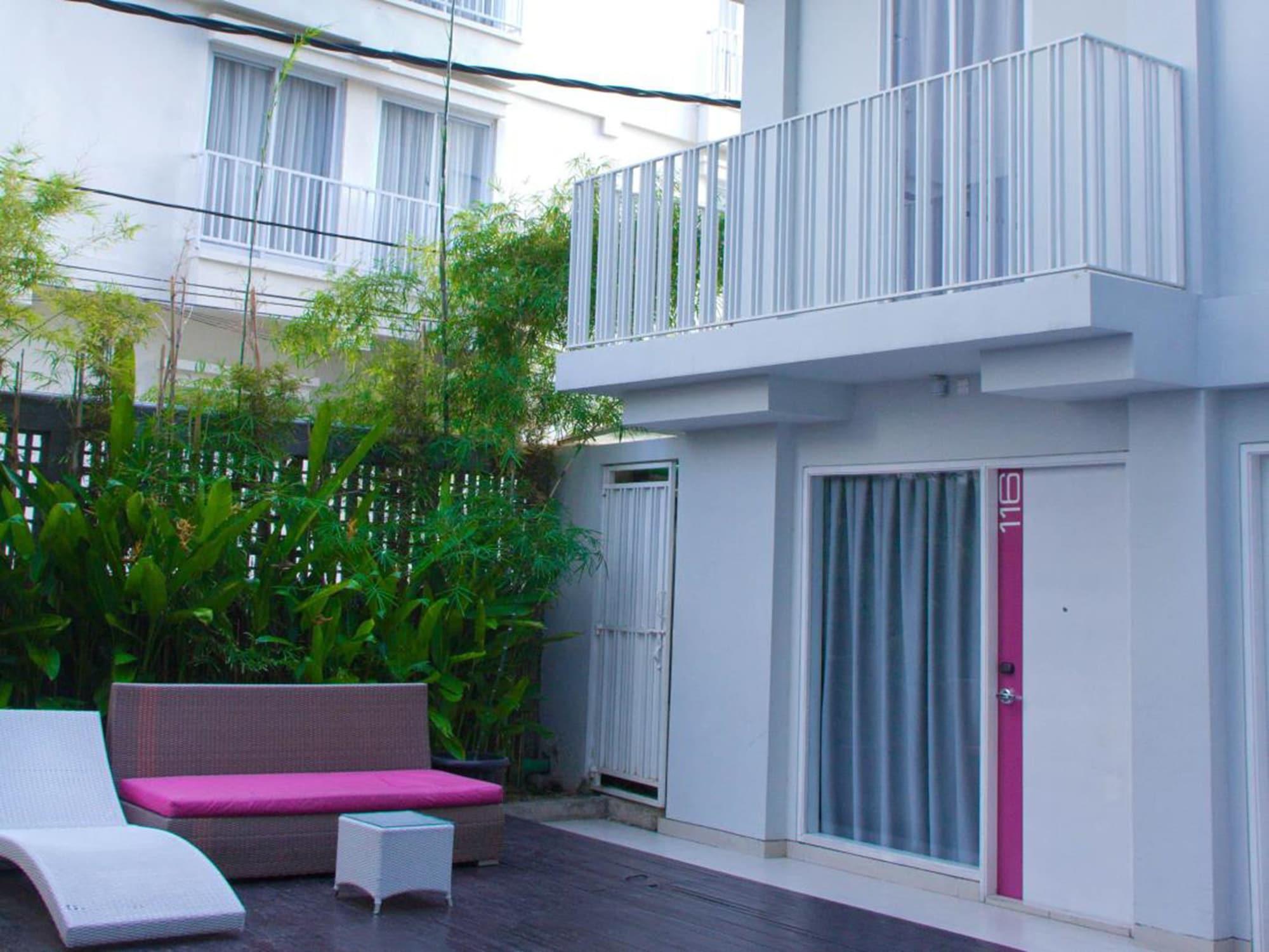 Hotel Favehotel Kuta Square 3*